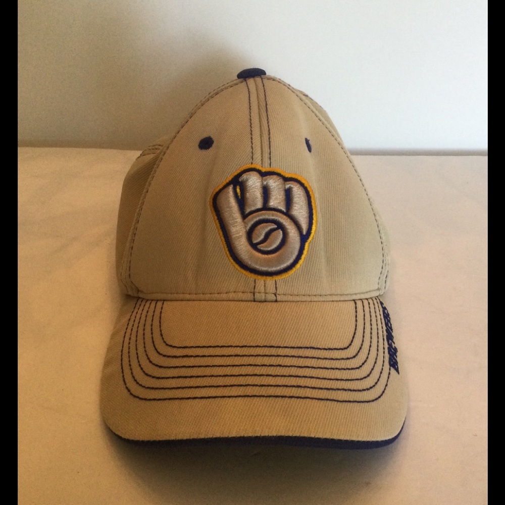 Fan Favorites Brewers Ball Cap